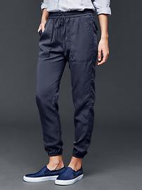 navy pants