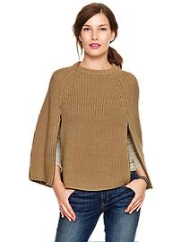 Sweater zip cape