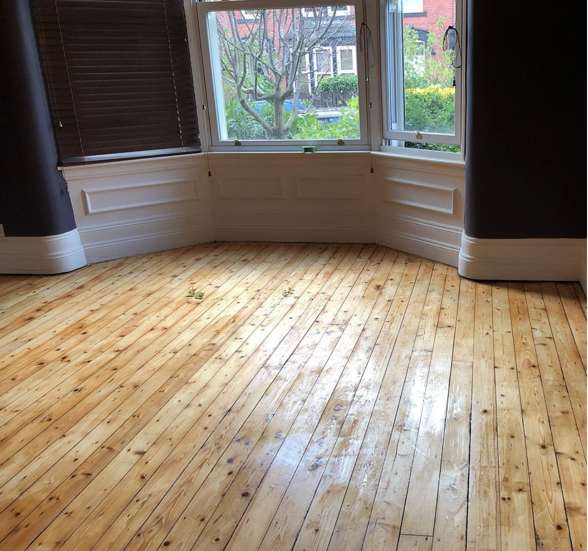 Farrow and Ball Peaen Black