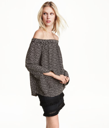 star off the shoulder